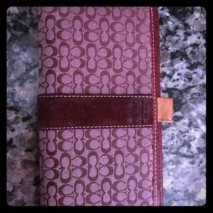 COACH CHECKBOOK CASE